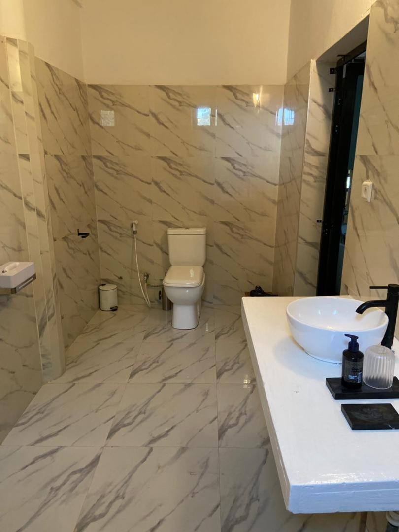 La Fandenoise Bed & Breakfast Thies Bagian luar foto